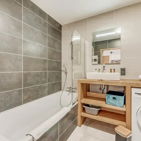 Résidence Les Terrasses De La Vanoise - 3 Pièces Pour 4 Personnes Mae-5923 Apartamento *